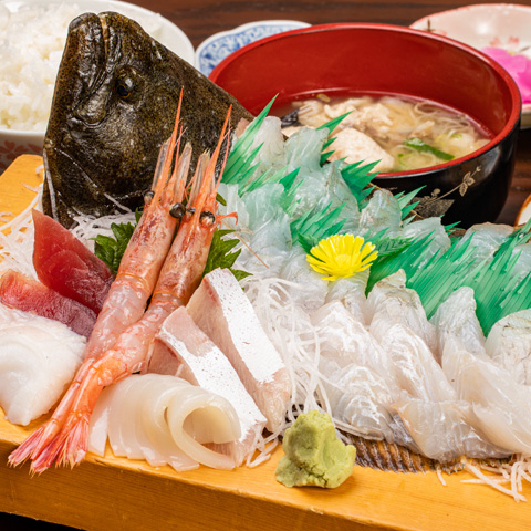 海鮮屋(男鹿海鮮市場)