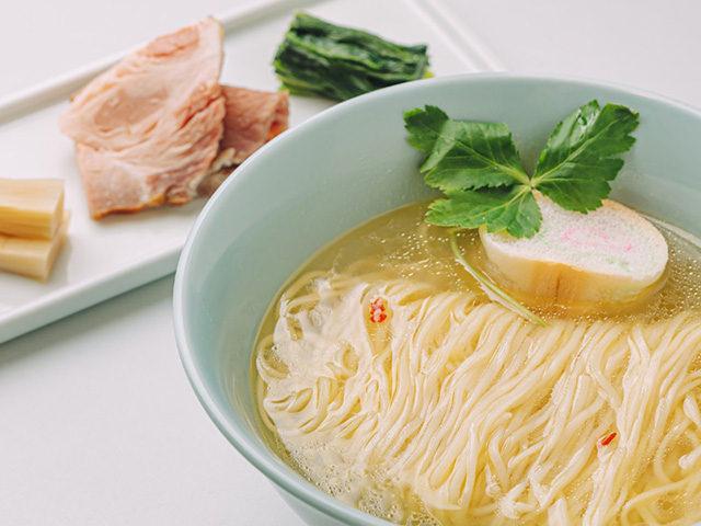 おがや　男鹿塩ラーメン 稲とアガベ 秋田 観光 秋田観光 ナマハゲ なまはげ 男鹿 男鹿半島 モデルコース