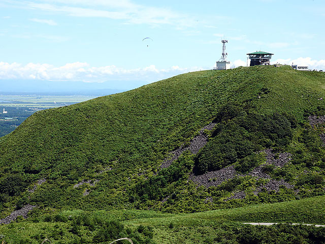寒風山回転展望台