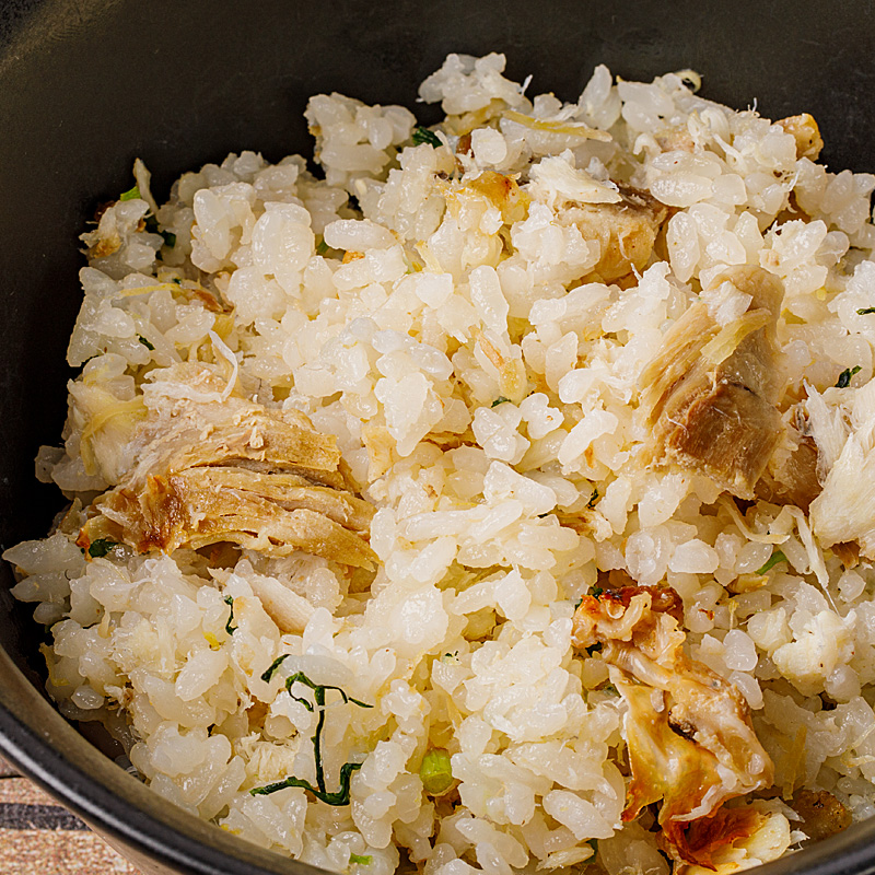 男鹿産天然真鯛の「鯛めし」