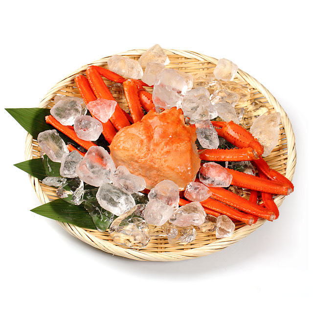 男鹿沖産 紅ズワイガニ 700g前後×1匹