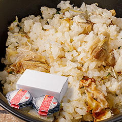 男鹿産天然真鯛の「鯛めし」4個セット