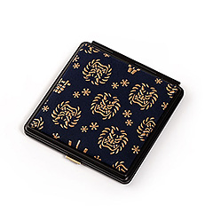 甲州印伝総本家「印傳屋」製なまはげ館オリジナル印伝 ミラー