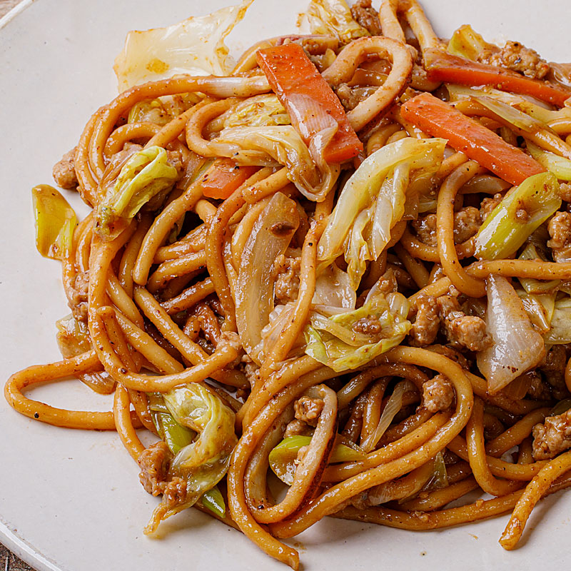 あきたこまち玄米麺味噌焼きそば